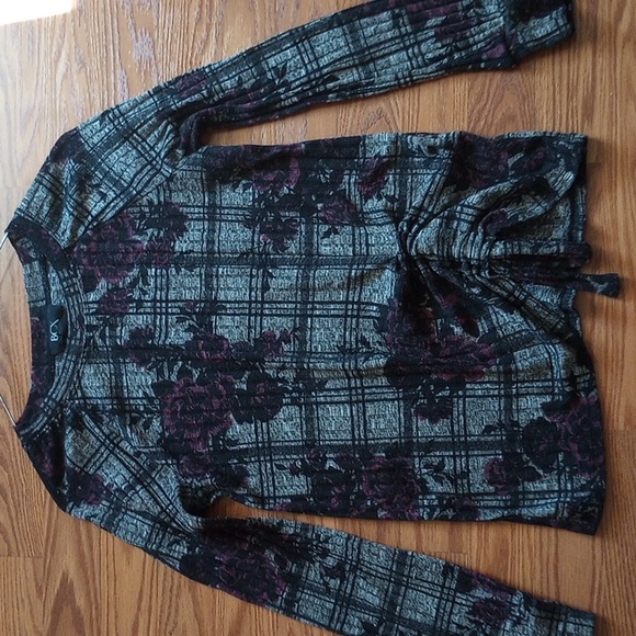 Blouse - Picture 3 of 4